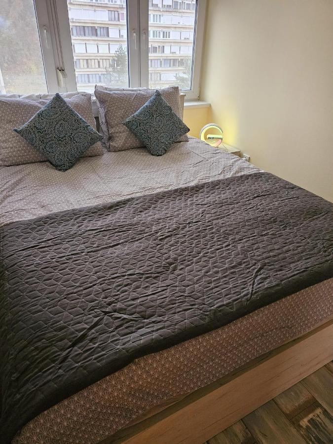 Appartamento Urban Loft Salgótarján Esterno foto